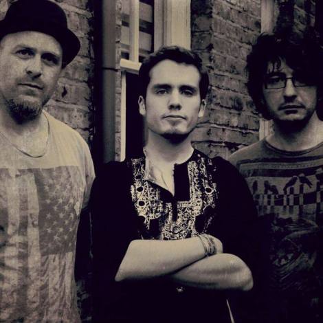 1002490_500269020055612_1650219340_n