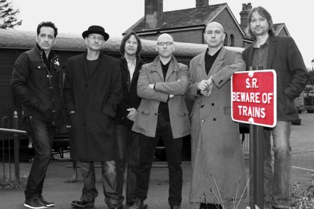 3773_451333768265632_1979461038_n